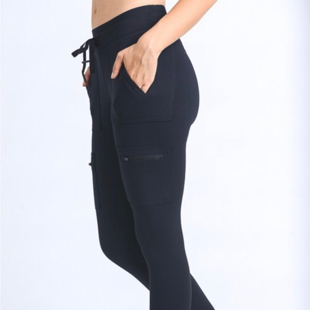 Cargo Hybrid Leggings
